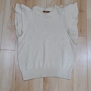 Belldini women's medium beige knit shirt